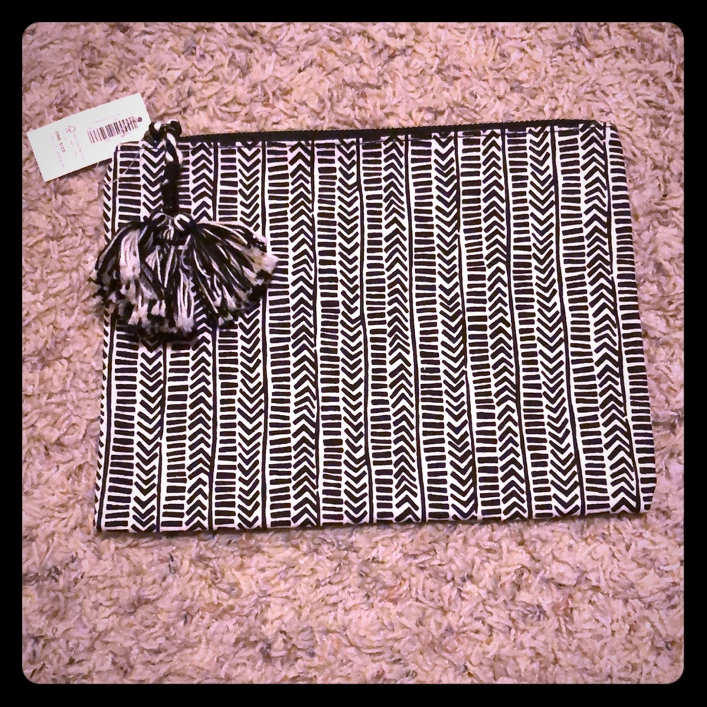 Old Navy Clutch Summer